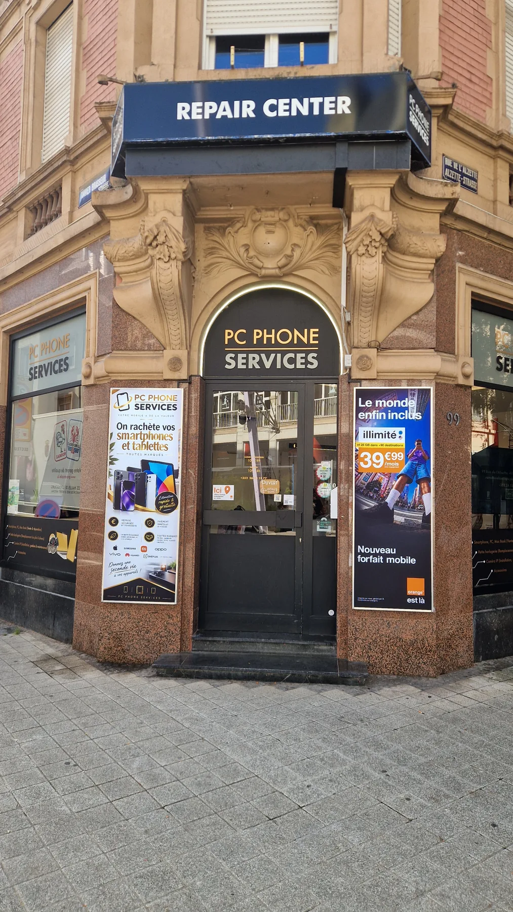 Devanture du magasin PC Phone Services